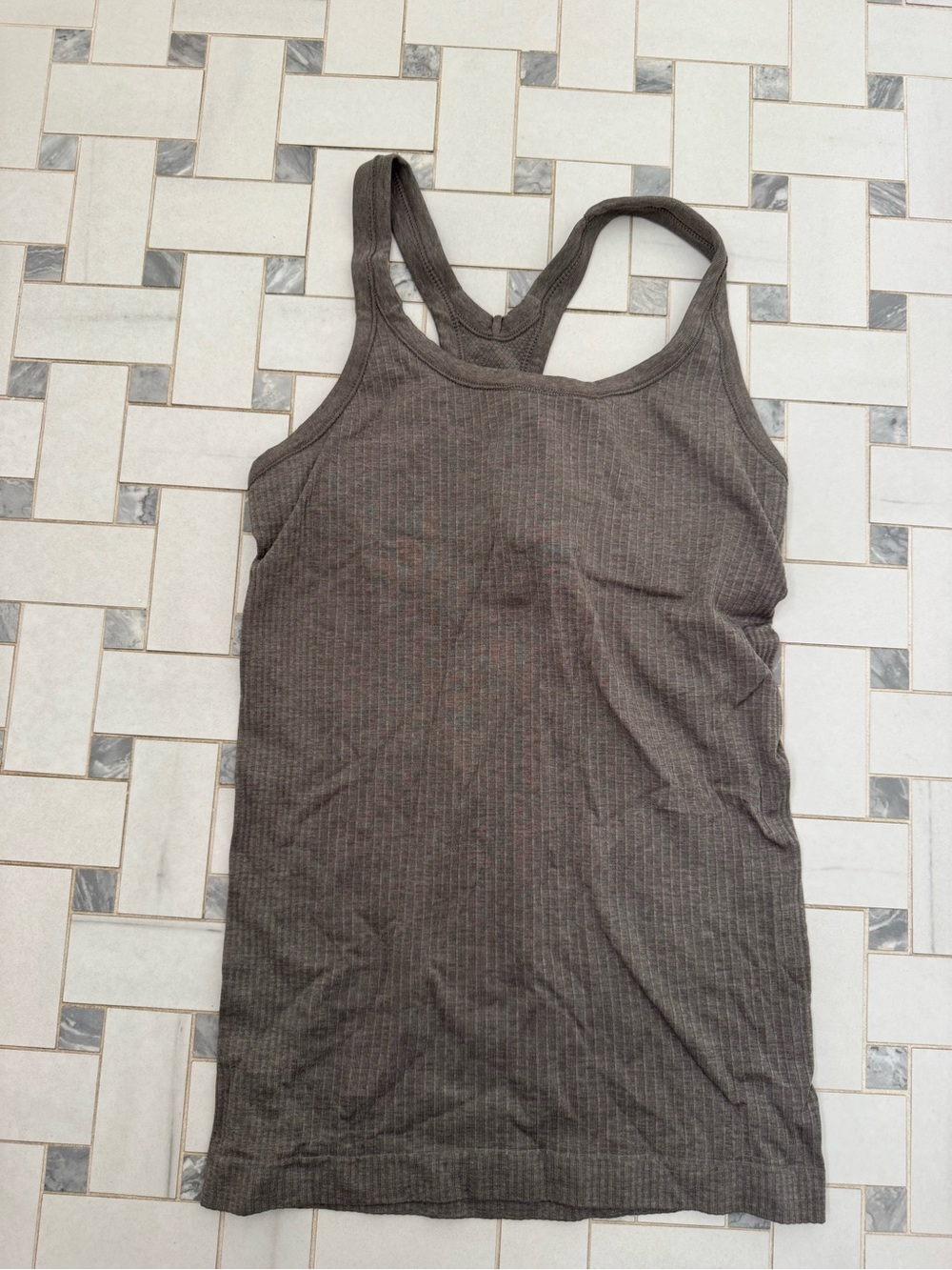 Lululemon Women’s Ebb to Street Tank, size 4
